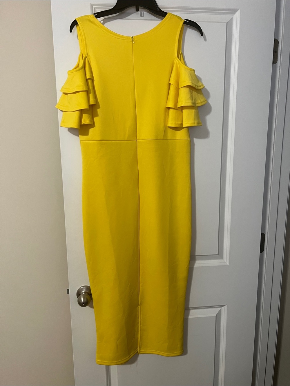 Yellow Cold-Shoulder Ruffle Midi Dress - Picture 3 of 5